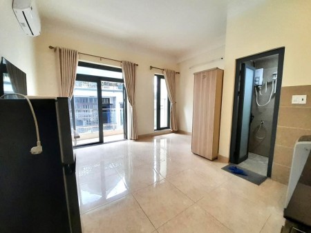 Cho thuê căn hộ Studio bancong Thành Thái Q10 - Máy giặt riêng