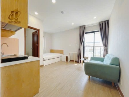 Căn STUDIO ban công siêu rộng gần các trường ĐH UFM, TDT, RMIT, KCX Tân Thuận, Lotte, Crescent Mall,
