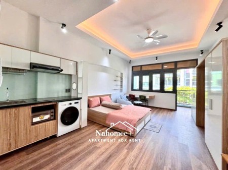 Khai trương CH bancol 40m2 - View landmark, nhà mới 100%, full tiện nghi - Nguyễn Gia Trí