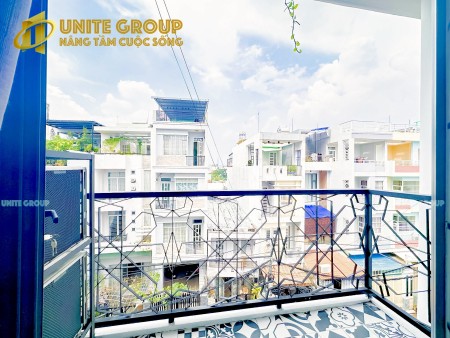 Duplex full nội thất khu vực Bình Thuận, quận 7