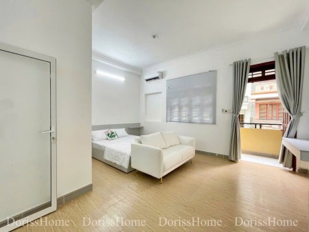 Căn hộ 1 phòng ngủ có ban công full nội thất Tân Định gần ĐH Tài chính marketing và sân bay TSN