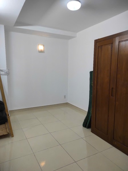 Cho thuê căn hộ tầng cao, thoáng mát, yên tĩnh