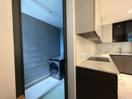 The Crest – Metropole | Căn Hộ 2PN+1 Rộng Rãi, Full Nội Thất