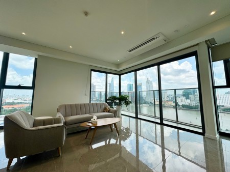 The Opera cho thuê căn hộ 4 phòng ngủ view trực diện sông và thành phố, thang máy riêng