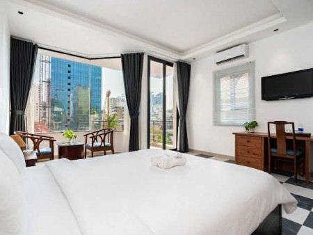 Hình thật giá thật vị trí thật cho thuê căn hộ Ban công siêu tháng ngay cầu Ba son,Nguyễn Huệ Quận 1