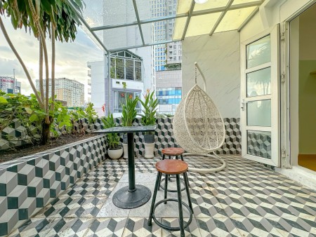 Cho thuê căn hộ 1 phòng ngủ – Có ban công – Full nội thất – Gần ngã tư Hàng Xanh