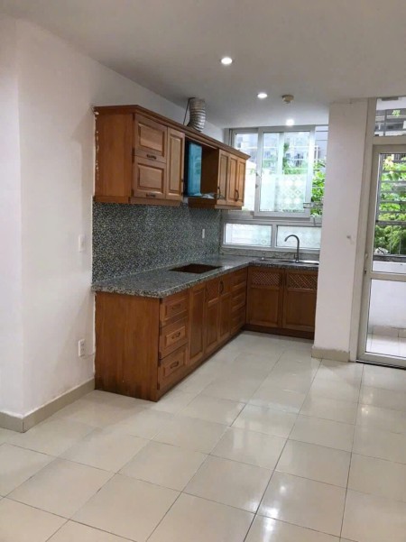 Chung cư Nguyễn Trãi, P2, Quận 5: 2p ngủ, nội thất, nhà mới, 9triệu