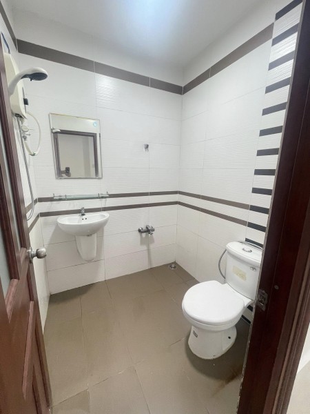 Chung cư NGuyễn Ngọc Phương, P19, Bình Thạnh:70m2, 2p ngủ 12tr/th