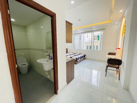 Căn Hộ Có Cửa Sổ Thoáng Quận 3 Gần Chợ Bàn Cờ - Đại Học Văn Hiến - Cư Xá Đô Thành