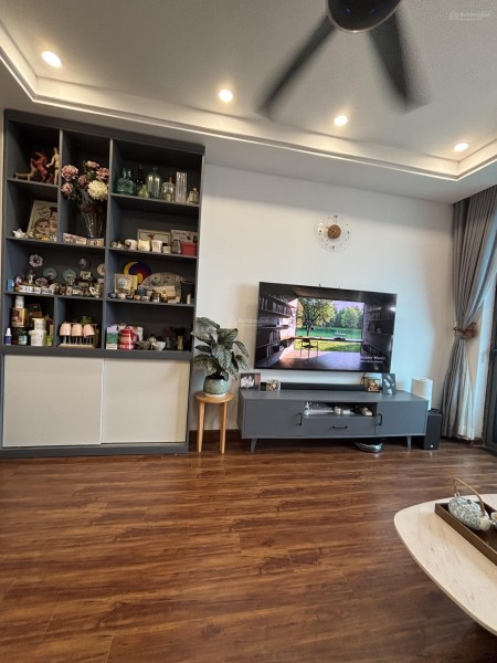 Cho thuê gấp căn hộ cao cấp vừa bàn giao The Ninety Complex