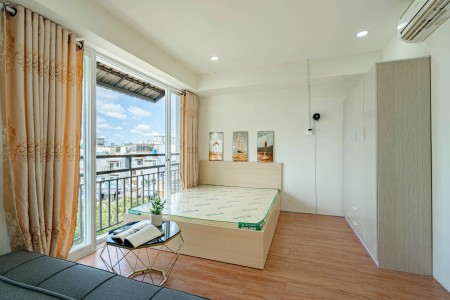 Phòng sinh viên quận 1, Diện tích 35m2, Ban Công Lớn - Gần ĐH Sư Phạm, Văn Lang, Hoa Sen