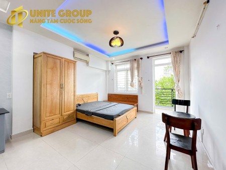 Cho thuê căn hộ Quận 1 có ban công, thang máy - Đường Hoàng Sa, gần chợ Tân Định, Cầu Bông