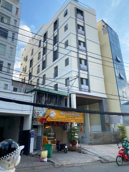 Cho thuê căn hộ Bình Thạnh - 1PN full nội thất - Thang máy - Hầm xe - Ngay Hutech, GTVT - Gần Metro