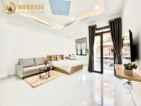 CHO THUÊ CĂN HỘ BAN CÔNG NỘI THẤT ĐẸP GẦN NGÃ TƯ BẢY HIỀN GIÁP Q10