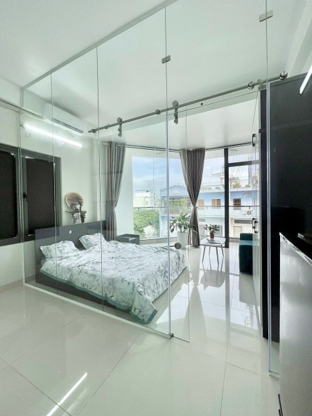 Cho thuê căn hộ 1PN - Ban công - Full nội thất gần chợ Bà Chiểu.
