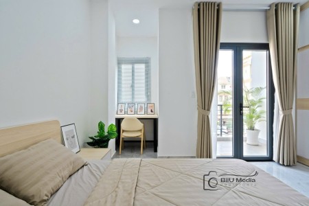 Trống Lại Căn Hộ 1PN Ban Công Decor Tối Giản Tinh Tế - Full Nội Thất - Khu Dân Trí Cao Yên Tĩnh