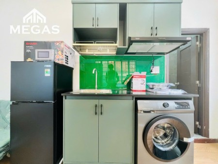 Căn hộ 1Pn tách bếp, ban công thoáng mát, full nội thất sofa,máy hút mùi,máy giặt riêng,Gần Landmard