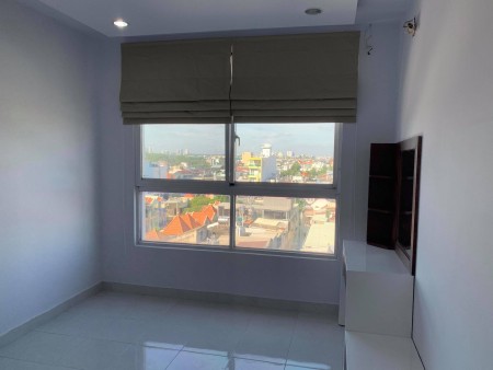 Cần cho thuê gấp căn hộ 51F Chánh Hưng Q8, Dt 77m2, 2 phòng ngủ, nhà có nội thất cơ bản, nhà rộng