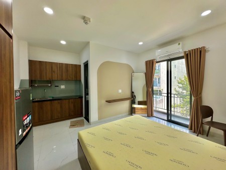 Chdv Studio Banconl Full Nội Thất ngay Cộng Hoà, Quận Tân Bình