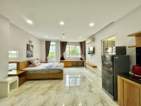 Căn hộ 1Pn ban công view city, Full nội thất máy giặt riêng, gần Landmark đi Q1,3 chỉ 5p