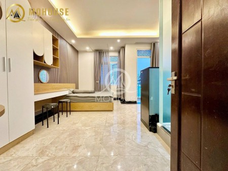 Studio Ban Công View Đẹp Gần Sân Vận Động Phú Thọ - Cư Xá Bắc Hải