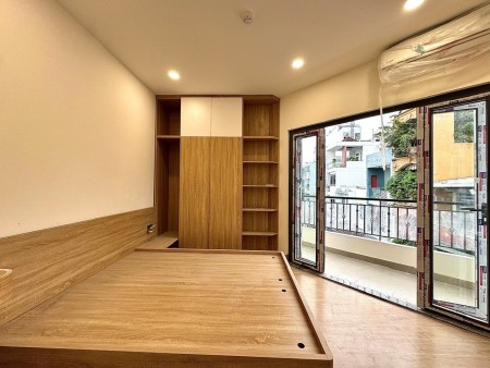 Studio mới tinh ban công lớn – full nội thất, máy giặt riêng
