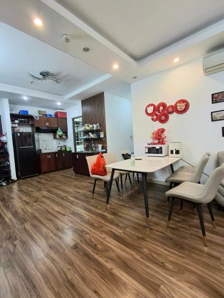 Cho thuê căn hộ 81m², 2PN, full nội thất