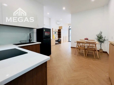 Cho thuê căn hộ dịch vụ 1PN, ban công riêng, khu an ninh