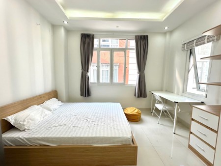 Can Hộ Giá Rẻ Full Nội Thất, Cửa Sổ Trời Ngay Nam Kỳ Khởi Nghĩa Q3 Gần Vòng Xoay Dân Chủ