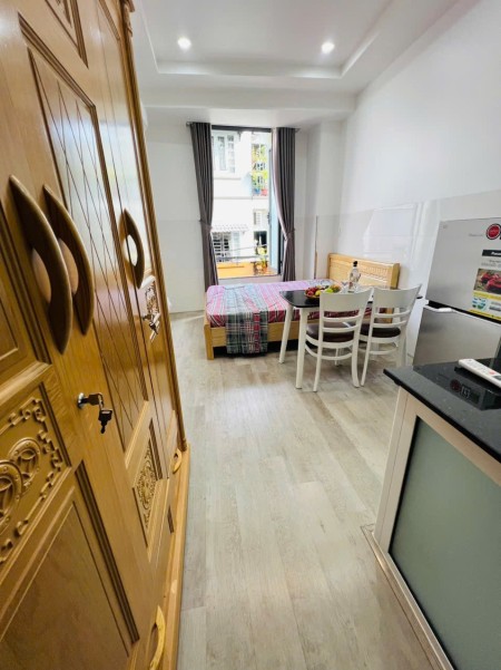 Cho thuê căn hộ Studio có ban công thoáng mát tại Quận 4 – Full nội thất, an ninh chuẩn, giá cực tốt