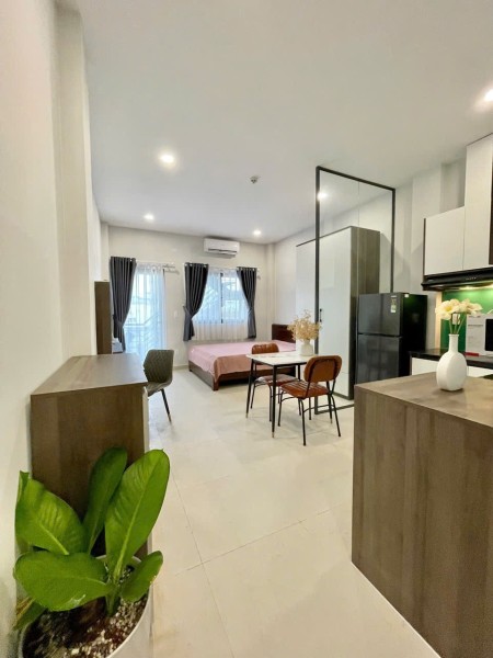 Căn Hộ 2 Phòng Ngủ Gần Sân Bay Tân Sơn Nhất Và Công Viên Gia Định