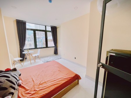 Căn hộ tách bếp_Cửa sổ thoáng_full nội thất_35m2_Chợ Tân Định_Cầu Kiệu_Hồ Con Rùa