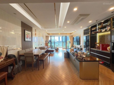 Cho thuê căn hộ Metropole Tháp C (Galleria). Full nội thất 168m2