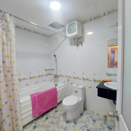 Chung cư 590, CMT8, Phường 11, Quận 3: 85m2, 2p ngủ, 2wc, 13tr