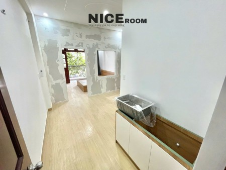Căn hộ 1Pn Tách bếp Ban công thoáng tại Nguyễn Gia Trí, Bình Thạnh gần Ngã tư Hàng Xanh gần Q1, Q2