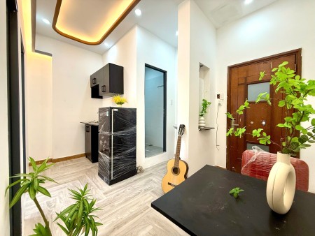 Cho Thuê Căn Hộ 2PN Ban Công Máy Giặt Riêng Mới Khai Trương Gần Đại Học Hoa Sen