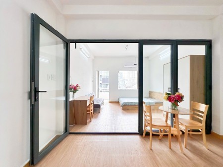 Cho thuê căn hộ 1PN tách bếp – Full nội thất – Quận 3 gần vòng xoay Ngã Sáu Phù Đổng, CV Tao Đàn