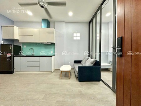 Căn hộ tách bếp full nội thất ngay sân bay Tân Sơn Nhất Tân Bình
