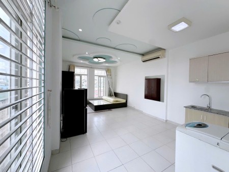 Cho thuê studio cửa sổ siêu rộng Q10 - gần cầu vượt 3/2, Vạn Hạnh Mall, Đh UEH,...