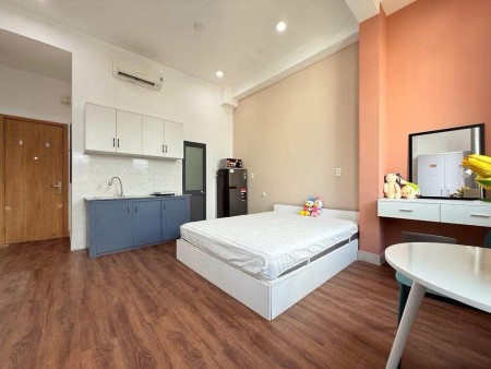 Căn hộ cao cấp full nội thất, cửa sổ trời – Hoàng Diệu, Phú Nhuận