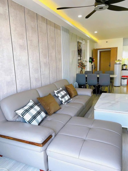 Chung cư Satra, Phan Đăng Lưu, PN: 3p ngủ, NT mới, 145m2, 20tr5/th