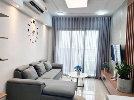 Xách vali vào ở ngay CHCC Emerald 84m2, 2pn, 2wc và 1 kho nhà có full nội thất đẹp giá 15tr/th