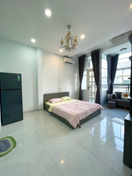 Studio ban công Q1 - gần Đh UEH, Đh Mở, Vòng xoay Điện Biên Phủ, Thảo Cầm Viên,...