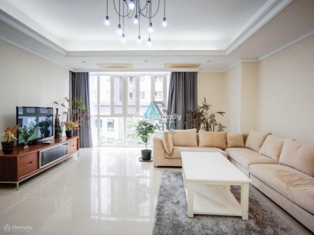 Thuê CHCC Imperia Q2, (135m², 3PN giá 27 tr/th) đặc biệt free xe hơi + xe máy, view thoáng mát