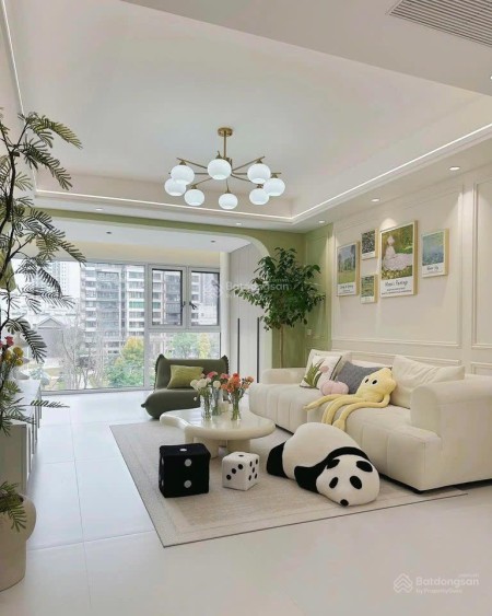 Cho thuê căn hộ Imperia An Phú, vị trí đẹp, 131m², 3 phòng ngủ, 2wc, lầu cao, view thoáng mát.