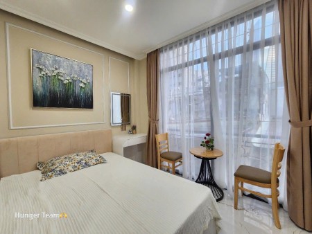 Căn hộ cho thuê ngay Q1 máy giặt riêng, ban công, gần Cầu Kiệu, chợ Tân Định, CV Lê Văn Tám, Ba Son