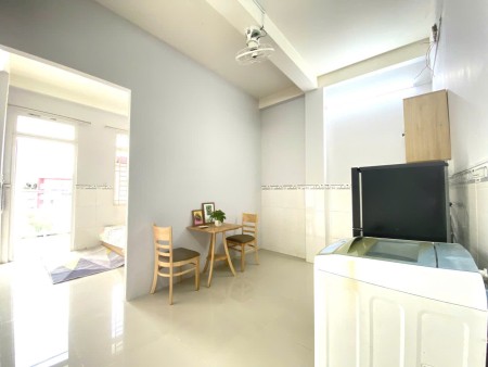 Căn hộ Quận 1 – Gần chợ Tân Định, công viên Lê Văn Tám, có thang máy, ban công thoáng