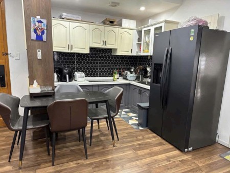 chung cư Screc, Trường Sa, Q3: 80m2, 2pn, 2wc, NT 13tr/th. Lầu 15, Mới