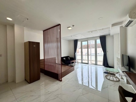 Cho thuê căn hộ – Đề Thám, Quận 1 – Ban công rộng – Gần phố đi bộ Bùi Viện, chợ Bến Thành Nguyễn Huệ