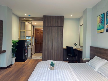 Cho thuê căn hộ 45m2_Thang máy, hầm xe_Đầy Đủ Nội Thất_gần Bùi Viện Viện_Hình Thật-Giá Thật